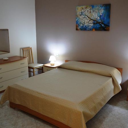 The April Maisonette Marsaskala Luaran gambar