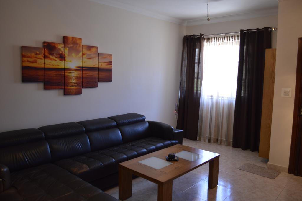 The April Maisonette Marsaskala Luaran gambar
